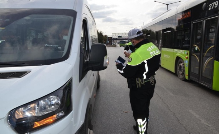 Kocaeli'de  Toplu taşıma araçlarında sivil polis denetimi yapıldı