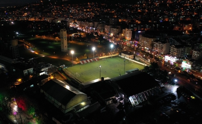 Spor Kenti Kocaeli'nin sahaları gece maçlarına da hazır