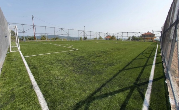 Büyükşehir’den kent genelinde 20 yeni futbol sahası