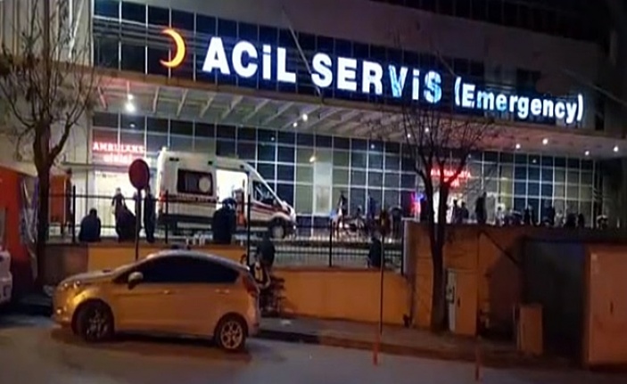 Çayırova'da iki araç çarpıştı; 4 yaralı