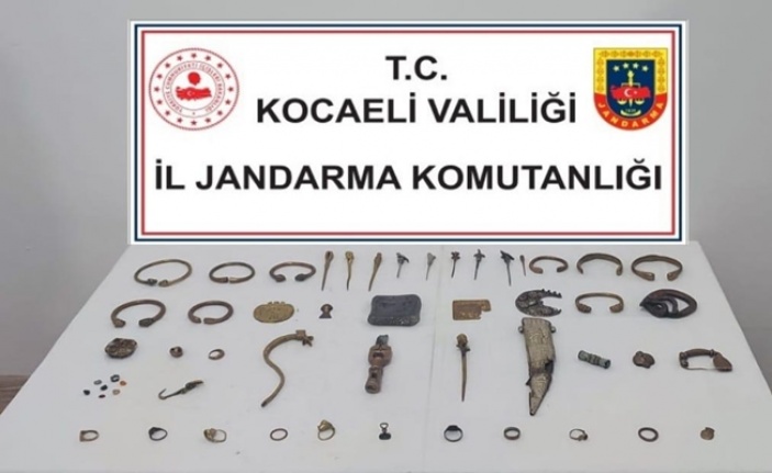 Kocaeli Jandarma'dan tarihi eser kaçakçılarına operasyon