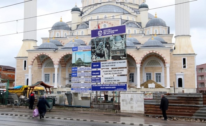 Yeni Mehmet Ali Paşa Camii’ne yeni meydan