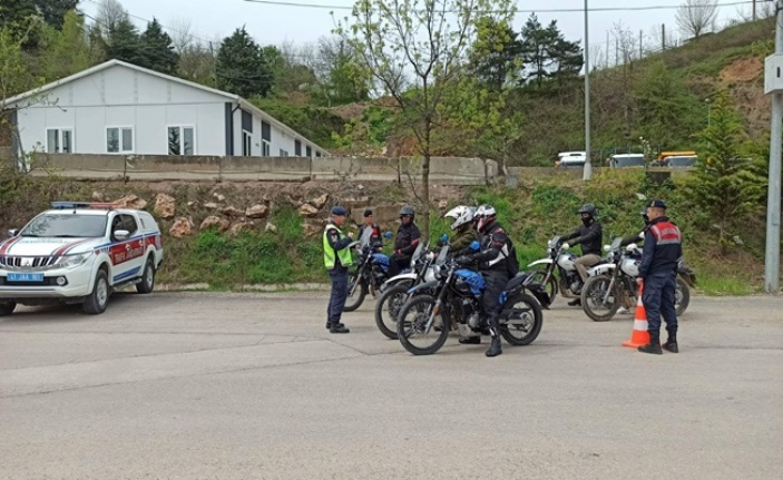 Jandarma'dan motosikletlere trafik denetimi