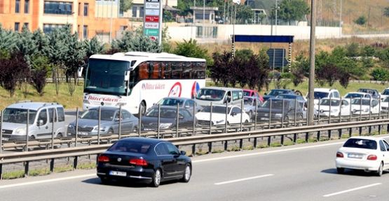  Anadolu Otoyolu'nda araç yoğunluğu