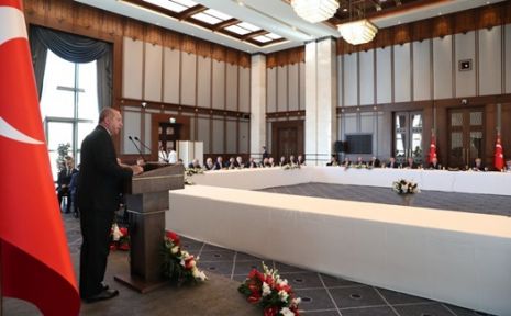 Başkan Karaosmanoğlu, Külliyede Cumhurbaşkanı Erdoğan’a konuk oldu