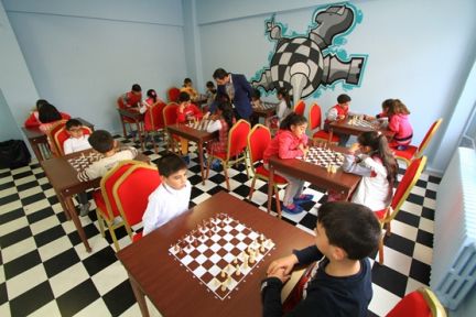 Büyükşehir 86 okula satranç sınıfı kazandırdı