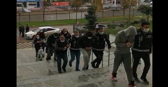 Çayırova'da sahte dolar basan kalpazanlar tutuklandı!