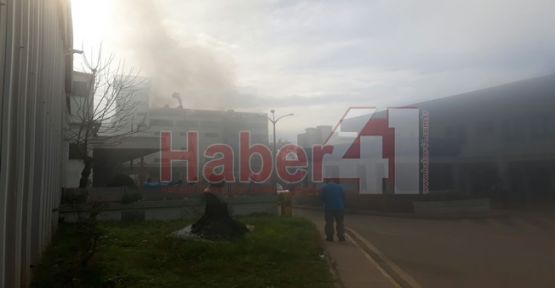 Çayırova'daki Cam Elyaf Fabrikası'nda Yangın Çıktı !