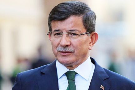 Davutoğlu, AK Parti'den istifa etti