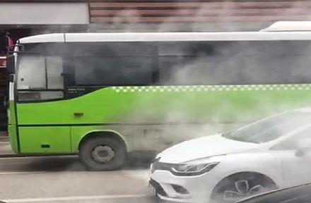Halk Otobüsünün Motoru Tutuştu