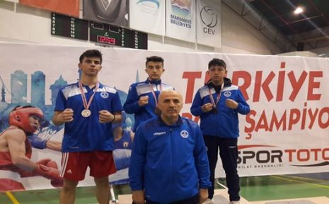 Kağıtsporlu Boksörler, Türkiye Şampiyonasında 3 Madalya Kazandı