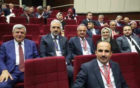 Karaosmanoğlu,AK Parti Genişletilmiş İl Başkanları Toplantısı’na katıldı