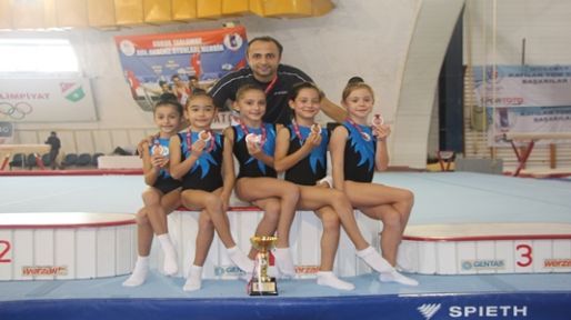 Kocaeli Olimpiyat Yıldızları Jimnastik Kulübü yıldızlarının başarısı