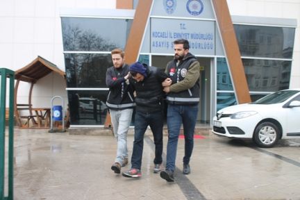 Kocaeli ve Sakarya'da akaryakıt istasyonlarından hırsızlık iddiası