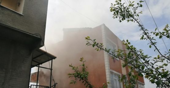  Kocaeli'de ev yangını