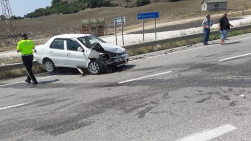 Kocaeli'de görevli polis Tekirdağ'da kaza yaptı