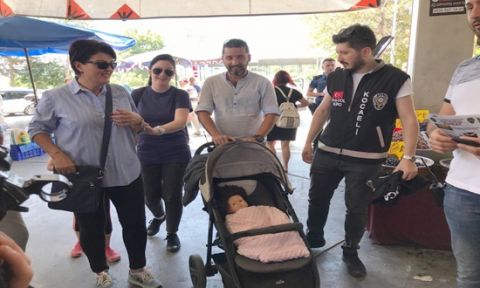  Kocaeli'de polis pazaryerinde yankesicilik tatbikatı yaptı