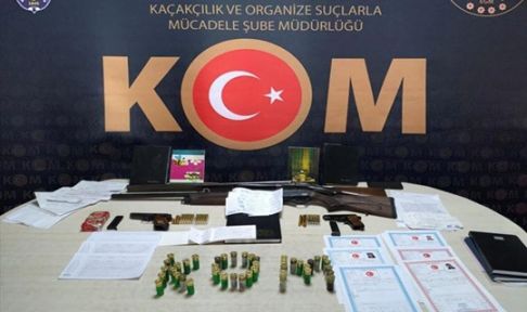 Kocaeli'de tefecilere yapılan operasyonda 4 kişi tutuklandı