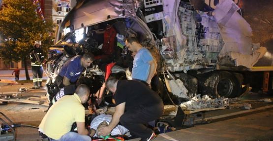  Kocaeli'de trafik kazası: 1 yaralı