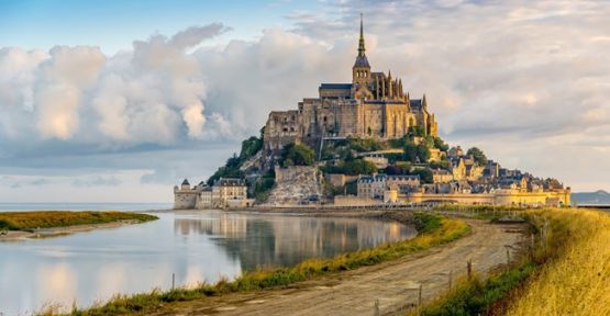 Le Mont-Saint-Michel Adası Nasıl Bir Yerdir ?