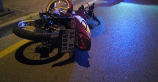 Motosikletle kaza yapan 1 kişi öldü 1 kişi yaralandı