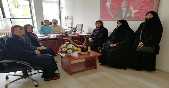 Saadet Gebze Kadın Kolları okullara fidan dağıttı