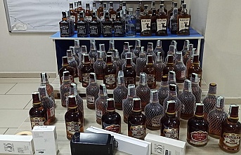 Uygulamada durdurulan araçta 91 şişe kaçak alkol ele geçirildi