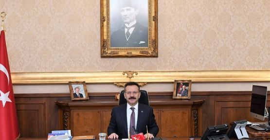 Vali Hüseyin Aksoy'un Cumhuriyet Bayramı Mesajı
