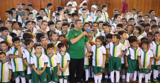 Yaz Spor Okulları Rekor Katılımla Başladı