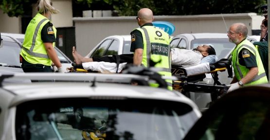 Yeni Zelanda’da iki camiye silahlı saldırı:40 kişi Şehit oldu