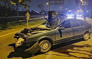 İstanbul'da polisten kaçan sürücü Kocaeli'de...