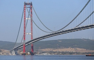 1915 Çanakkale Köprüsü'nün açılışı...