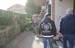 Kocaeli’de büyük fuhuş operasyonu: 10 kişi gözaltına...