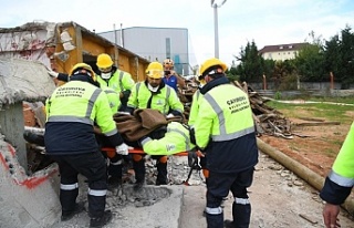 Çayırova Belediyesi arama kurtarma ekibi kuruldu