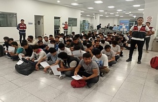 Kocaeli'de yakalanan 107 düzensiz göçmen sınır...