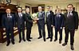 Başkan Karaosmanoğlu, Vergi Haftası’nı kutladı