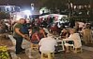 CHP Gebze’de ikram çadırı dolup, taşıyor…