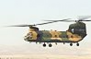 Türkiye'ye 4 Chinook helikopteri teslim edildi