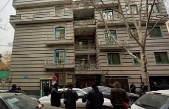 Tahran'da Azerbaycan Büyükelçiliği'ne saldırı: 1 ölü