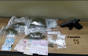 Uyuşturucu taciri 2 kişi tutuklandı