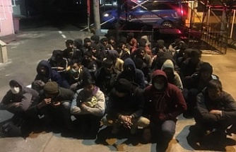 Dilovası'nda durdurulan araçta 7 kaçak göçmen yakalandı