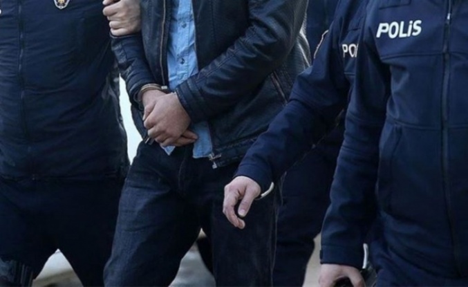 Gebze'de uyuşturucu satıcısı 3 kişi tutuklandı!
